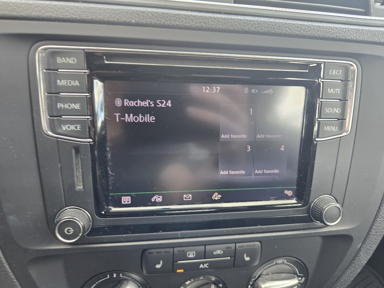 Volkswagen Jetta  2017