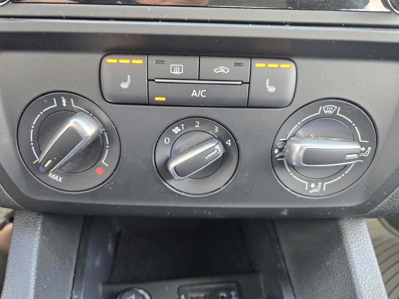 Volkswagen Jetta  2017