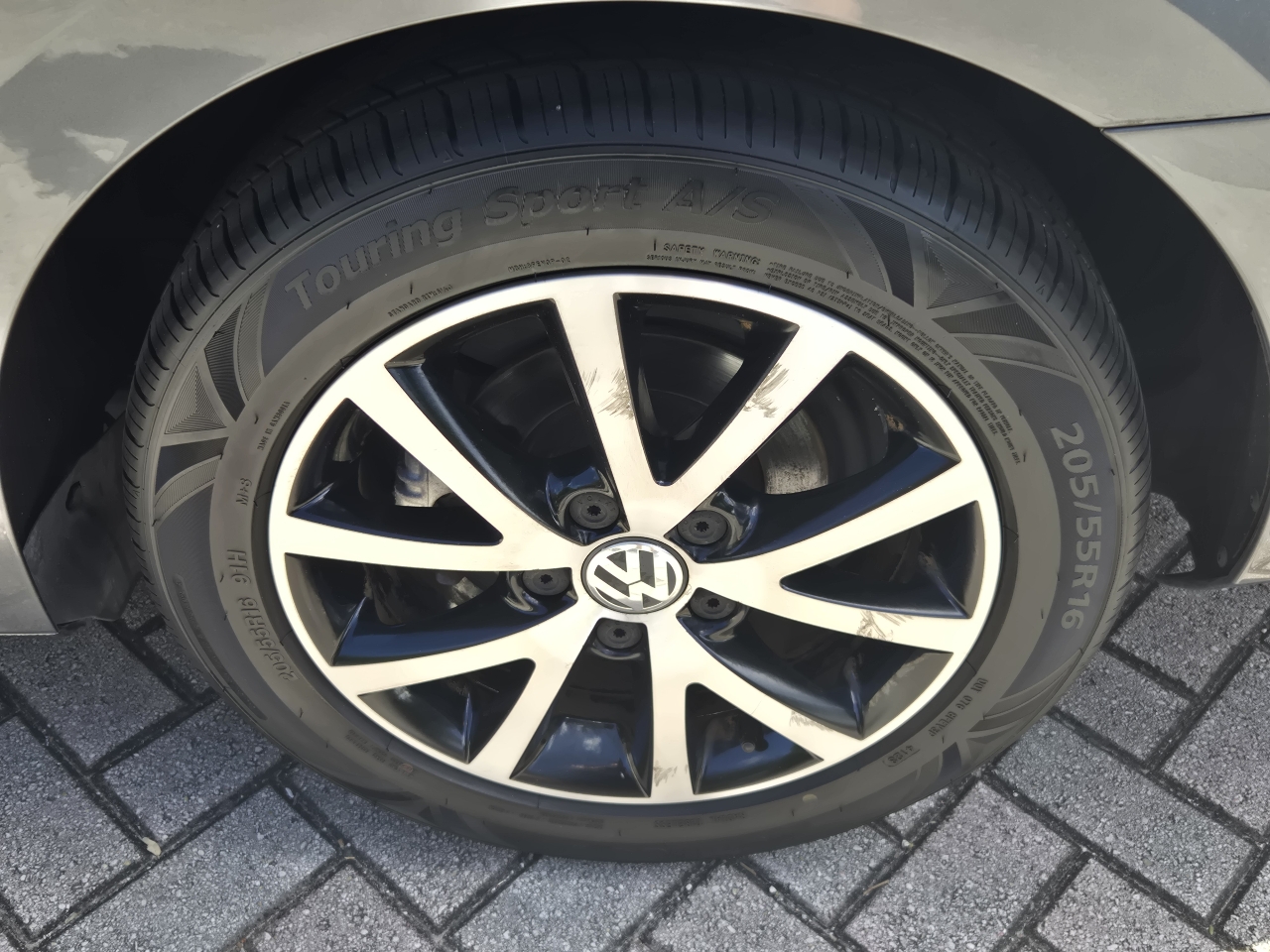 Volkswagen Jetta  2017