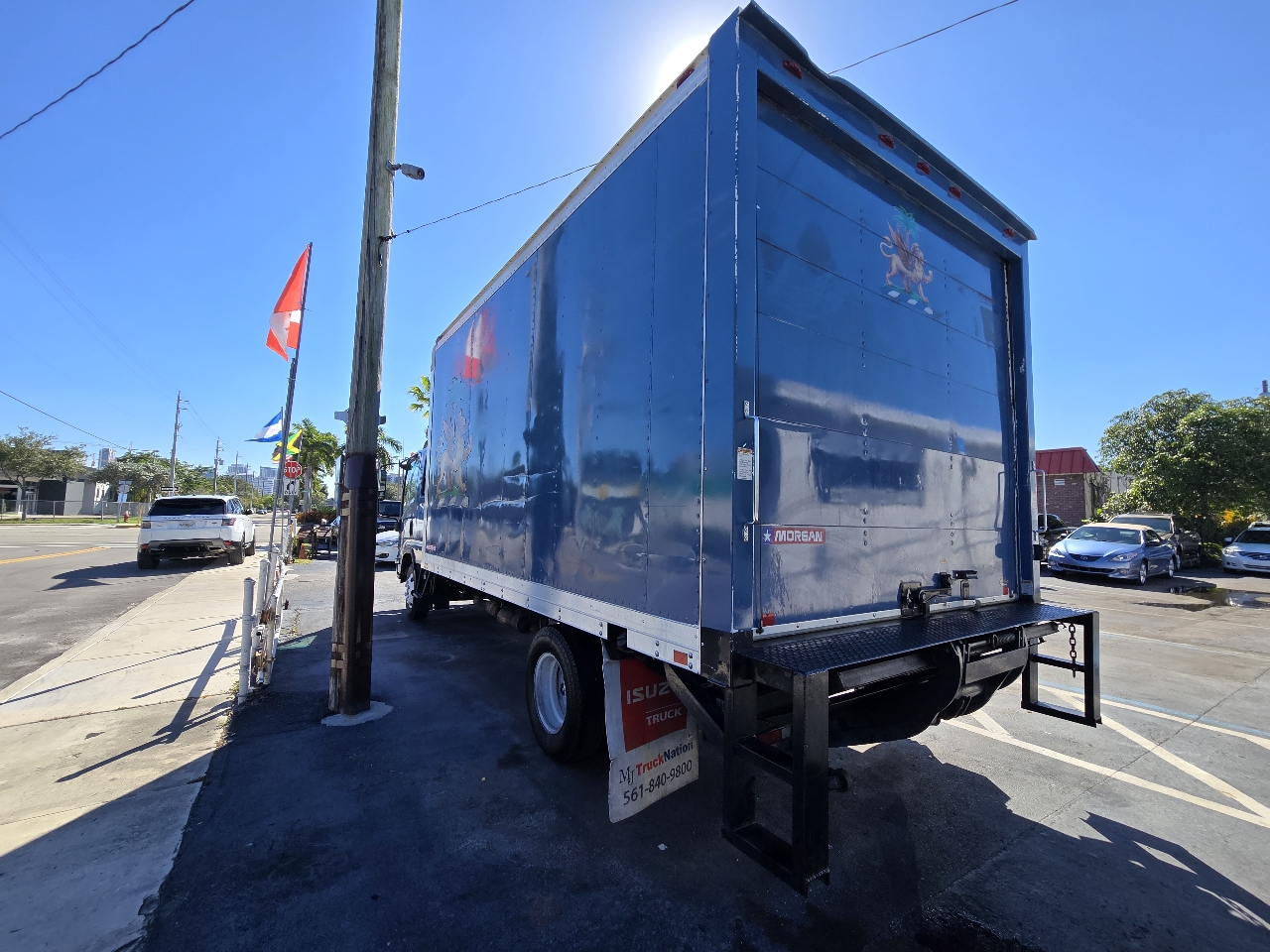 Isuzu NPR GAS CREW 150" WB 12000 GVWR IBT PWL 2009