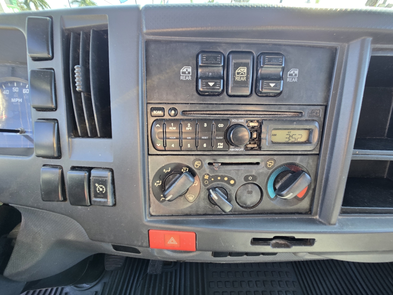 Isuzu NPR GAS CREW 150" WB 12000 GVWR IBT PWL 2009