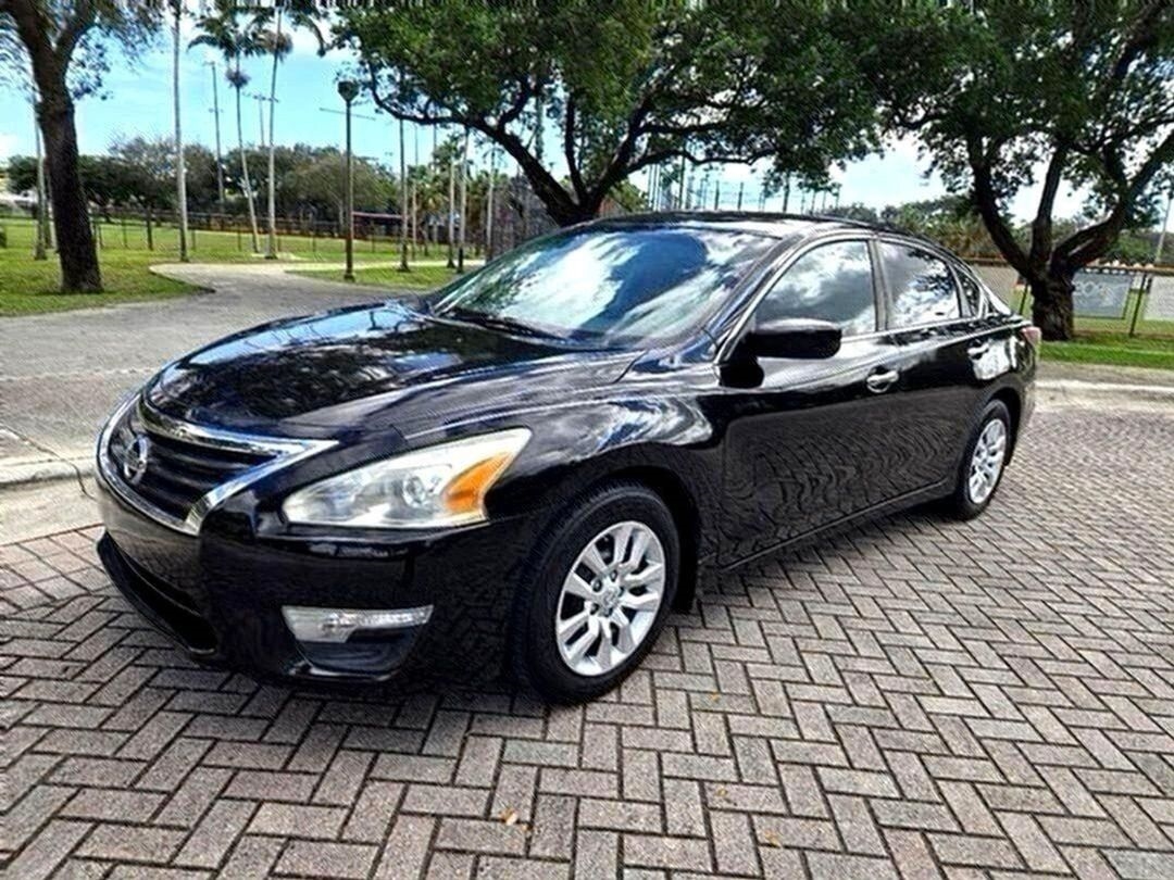 Nissan Altima S 2015