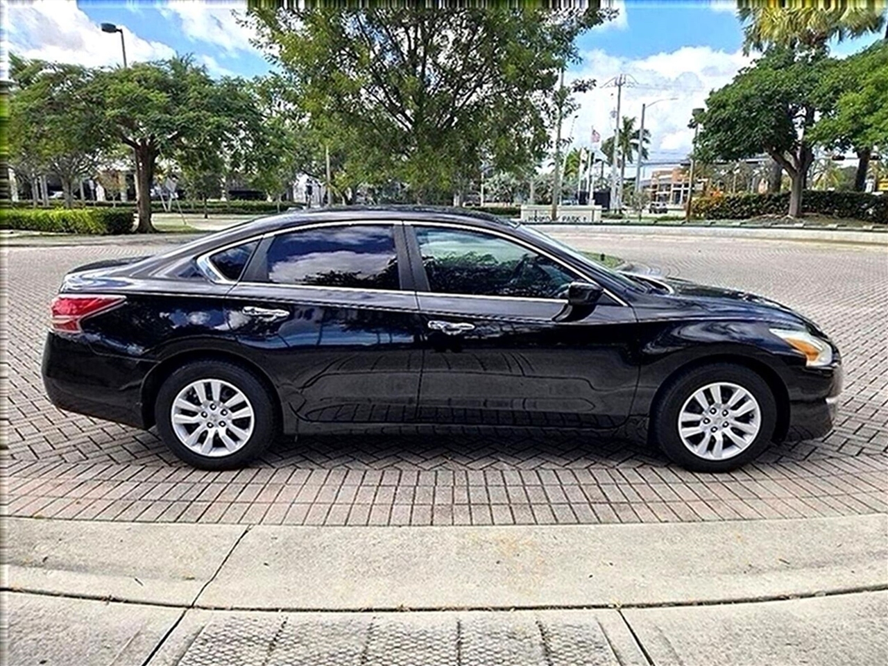 Nissan Altima S 2015