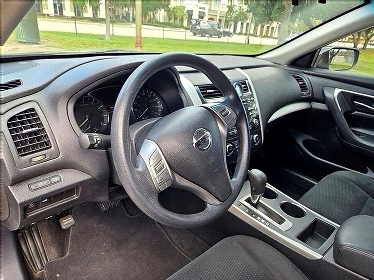 Nissan Altima S 2015