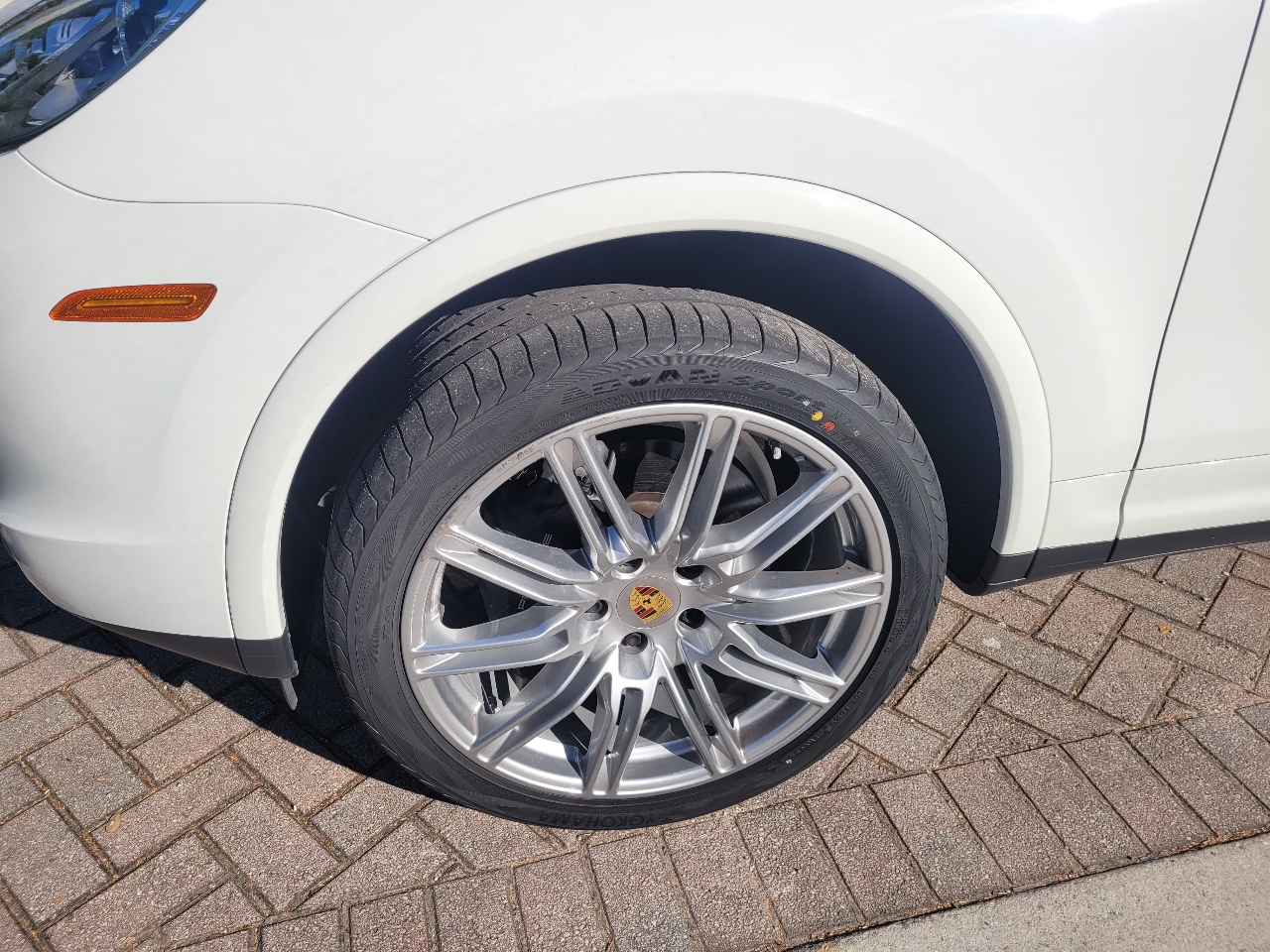 Porsche Cayenne Platinum Edition AWD 2017