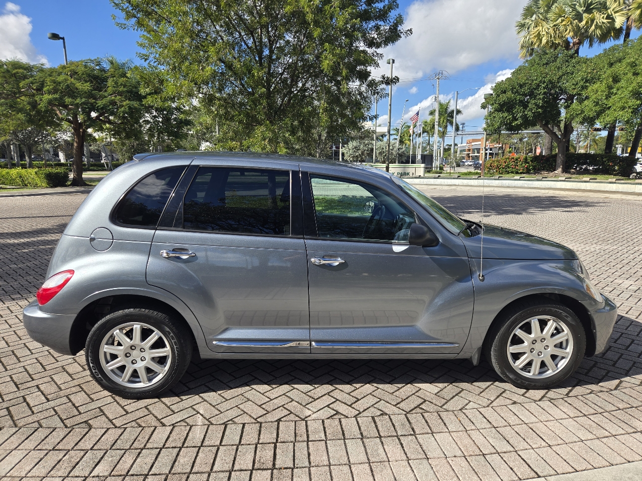 Chrysler PT Cruiser Classic 4dr Wgn 2010