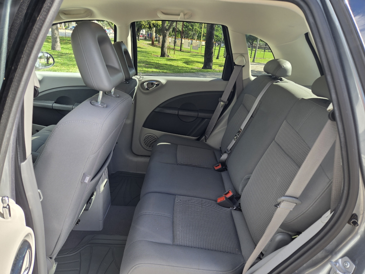 Chrysler PT Cruiser Classic 4dr Wgn 2010