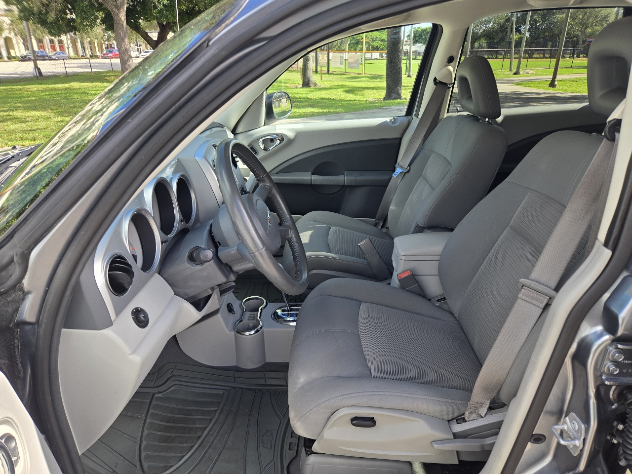 Chrysler PT Cruiser Classic 4dr Wgn 2010