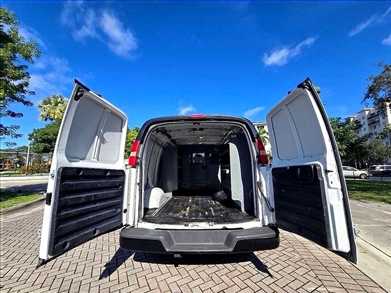 Chevrolet Express 2500  2013