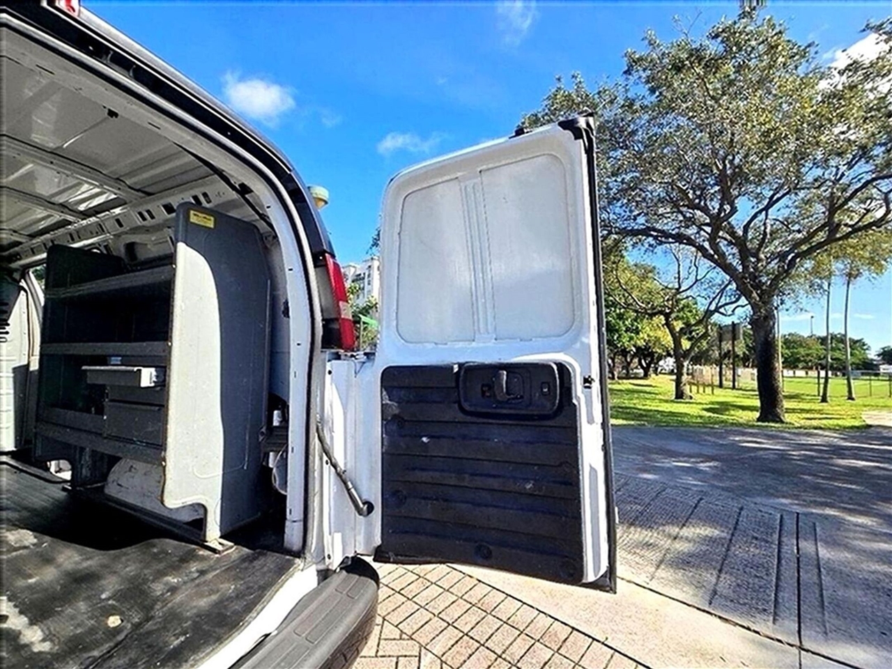 Chevrolet Express 2500  2013