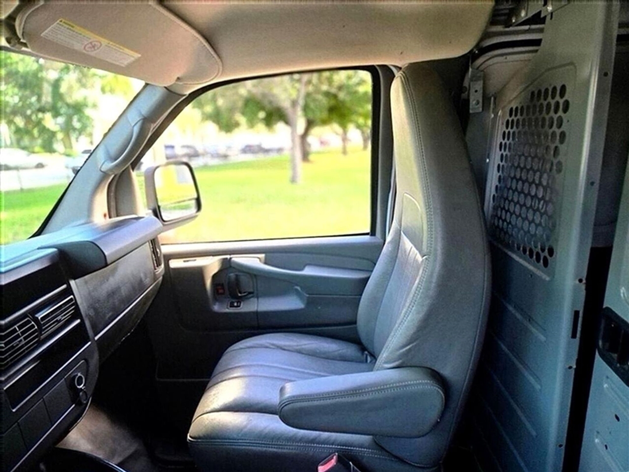 Chevrolet Express 2500  2013