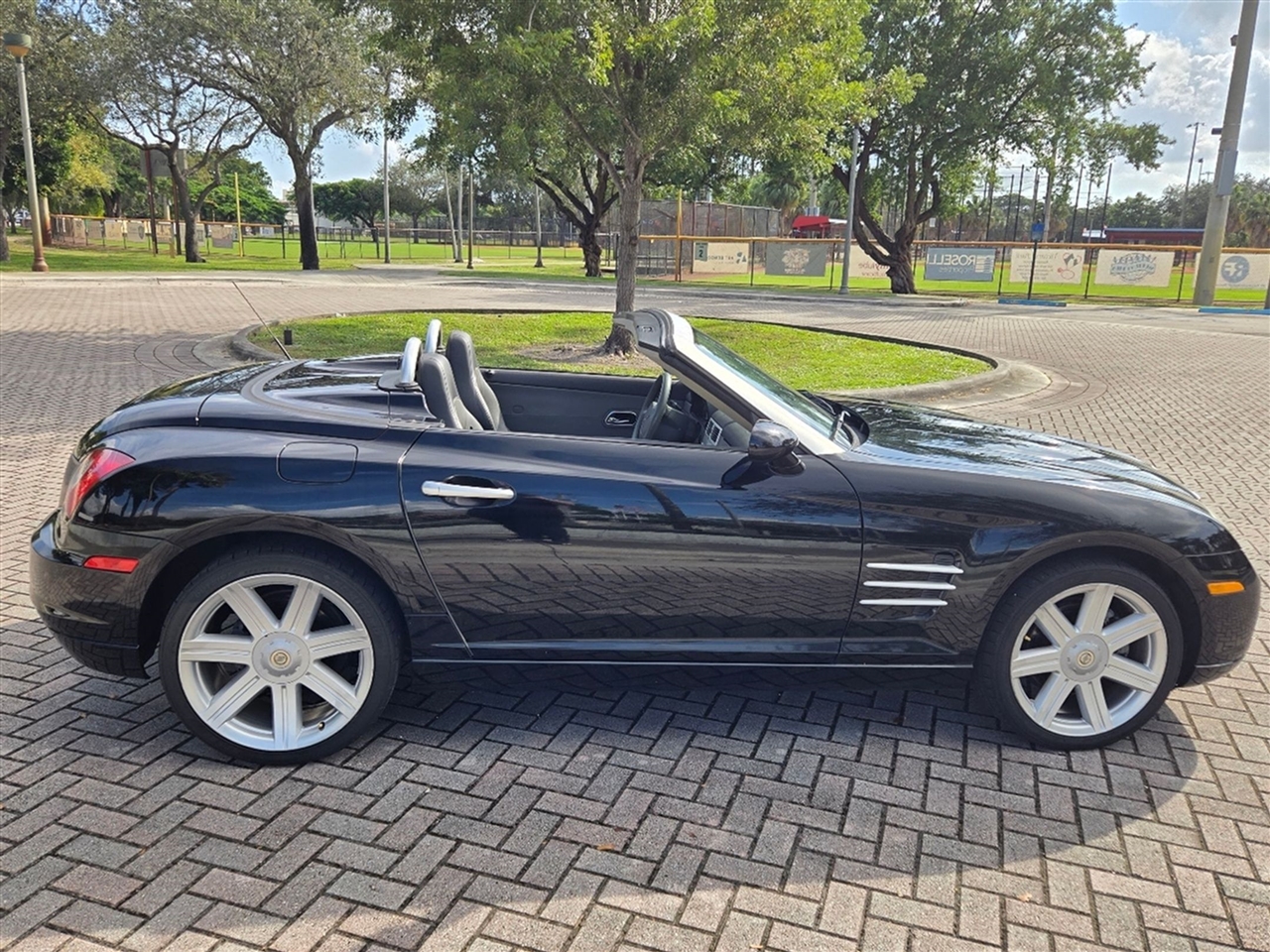Chrysler Crossfire 2dr Roadster Limited 2005
