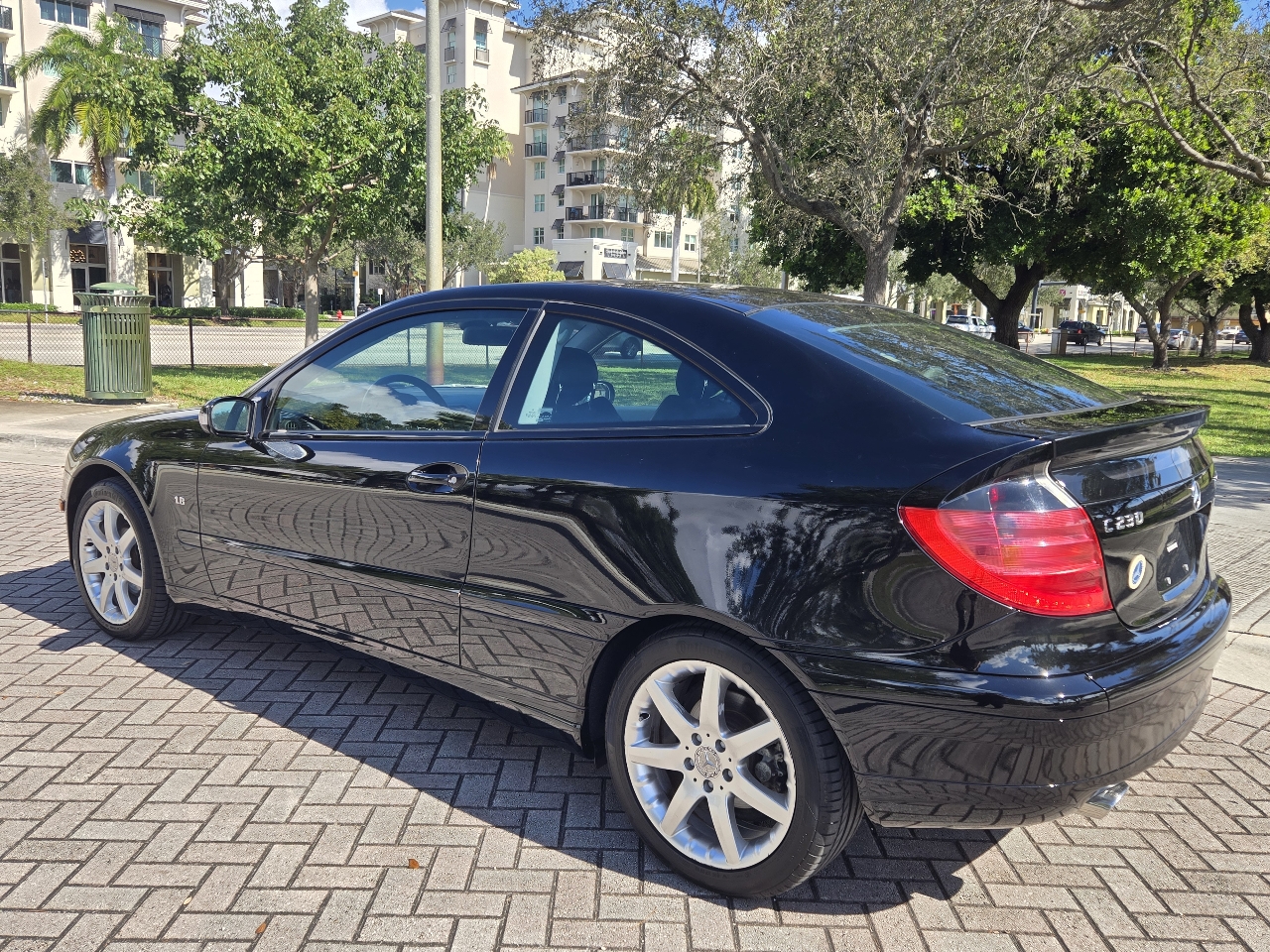 Mercedes-Benz C-Class 2dr Cpe 1.8L 2003
