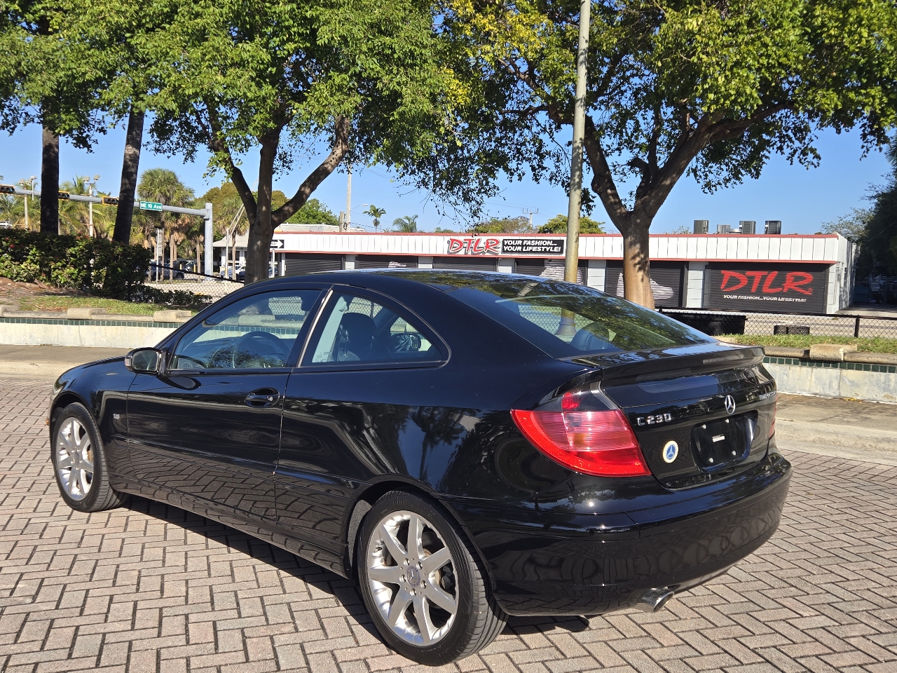 Mercedes-Benz C-Class 2dr Cpe 1.8L 2003