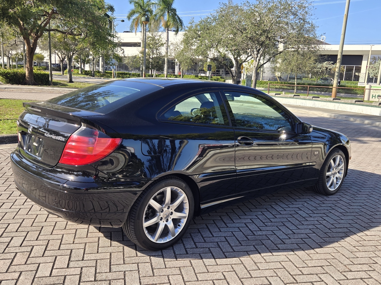 Mercedes-Benz C-Class 2dr Cpe 1.8L 2003