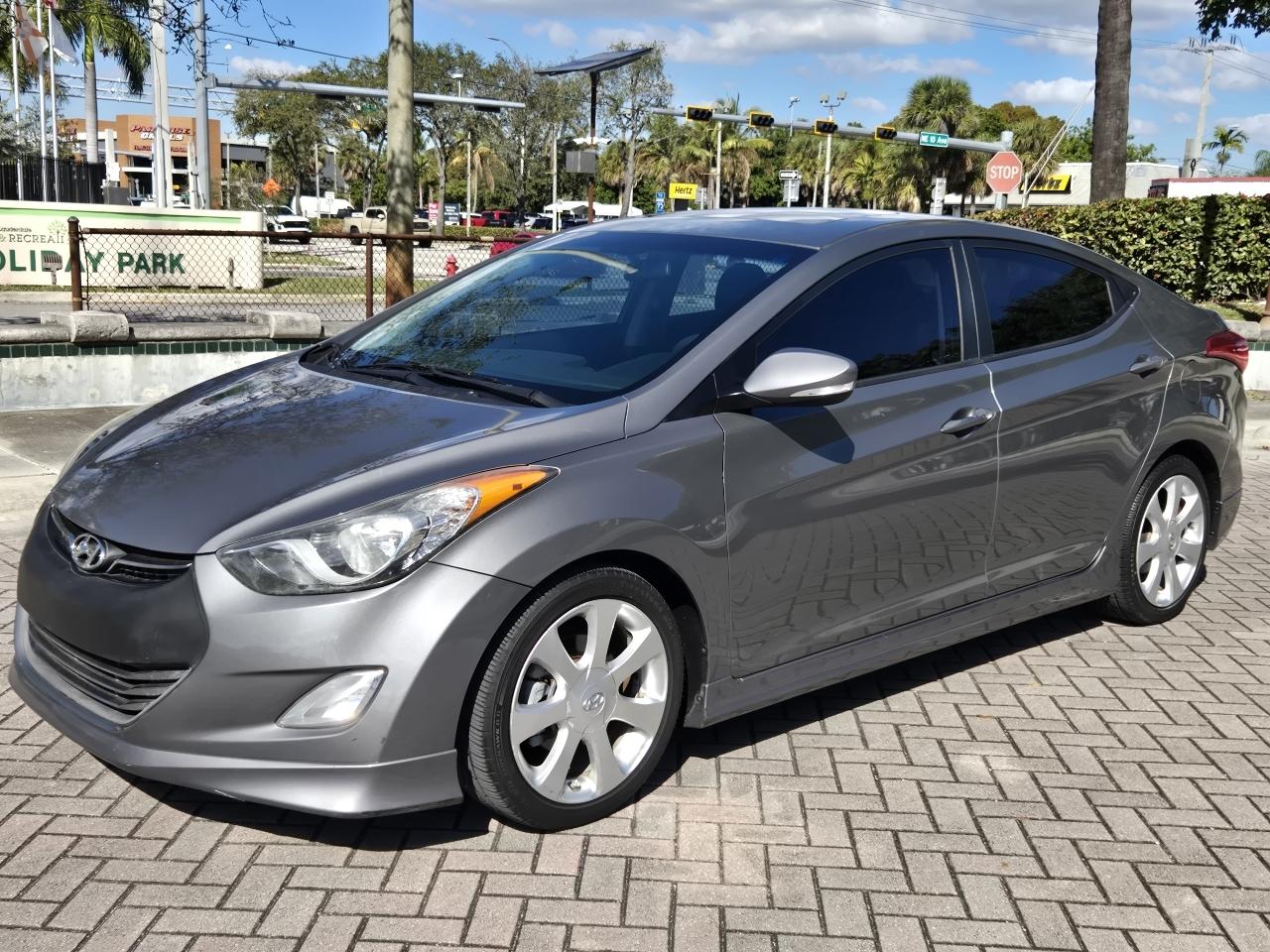 Hyundai Elantra Limited 2013