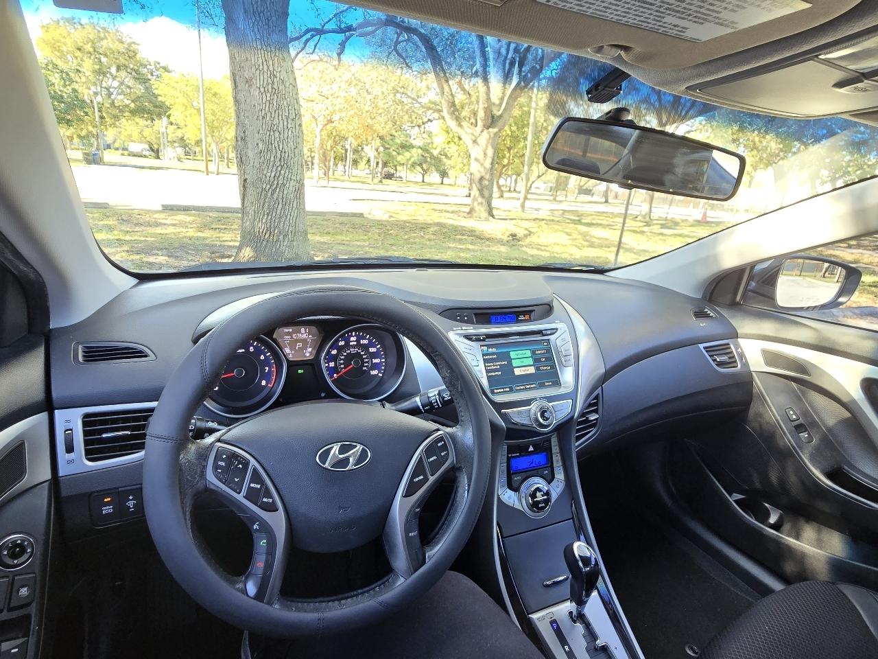 Hyundai Elantra Limited 2013