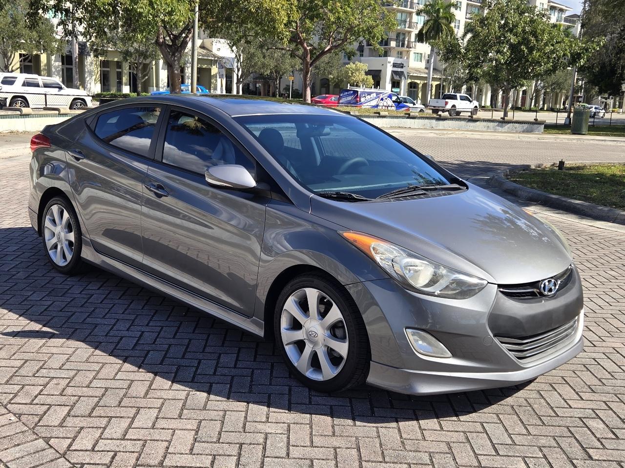 Hyundai Elantra Limited 2013