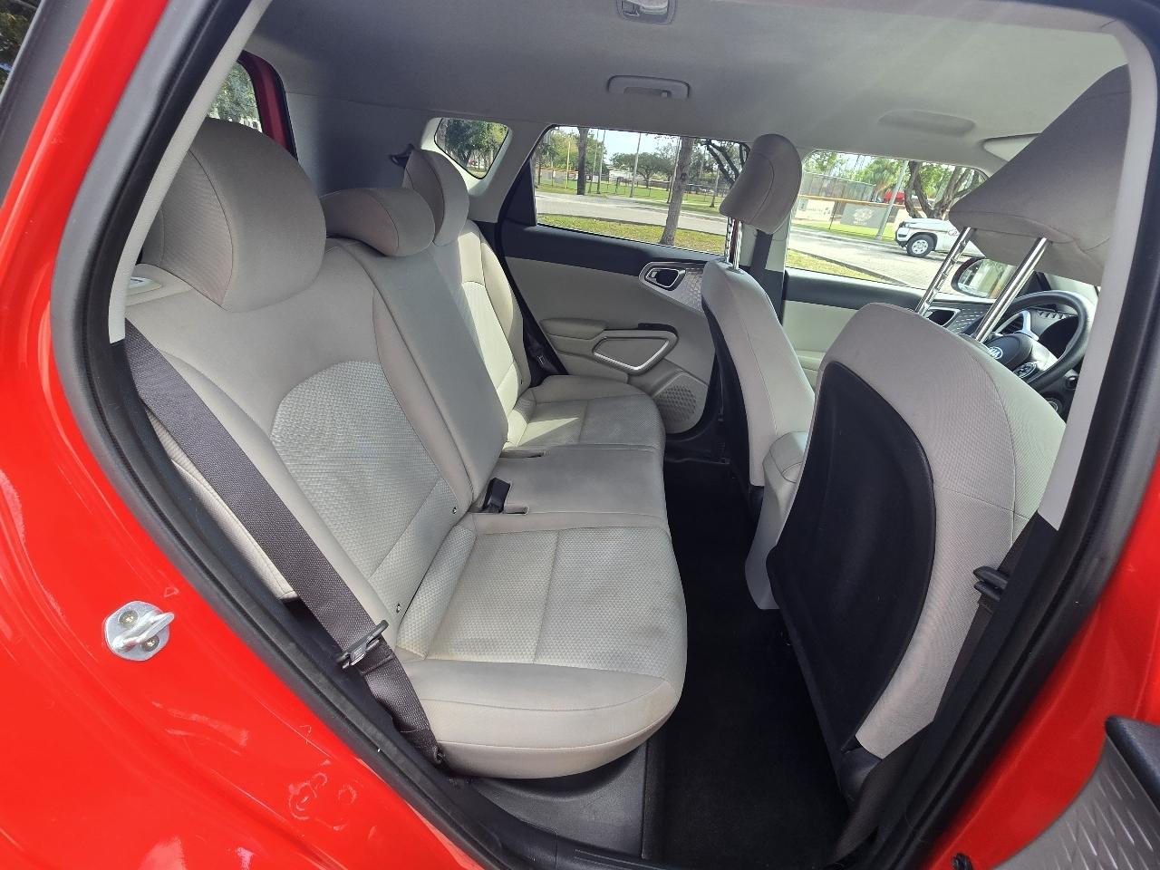 Kia Soul LX IVT 2020