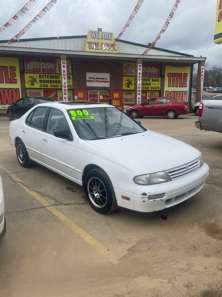 Nissan Altima XE 1997