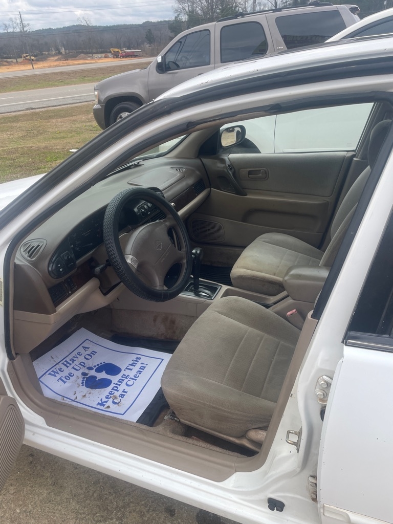 Nissan Altima XE 1997