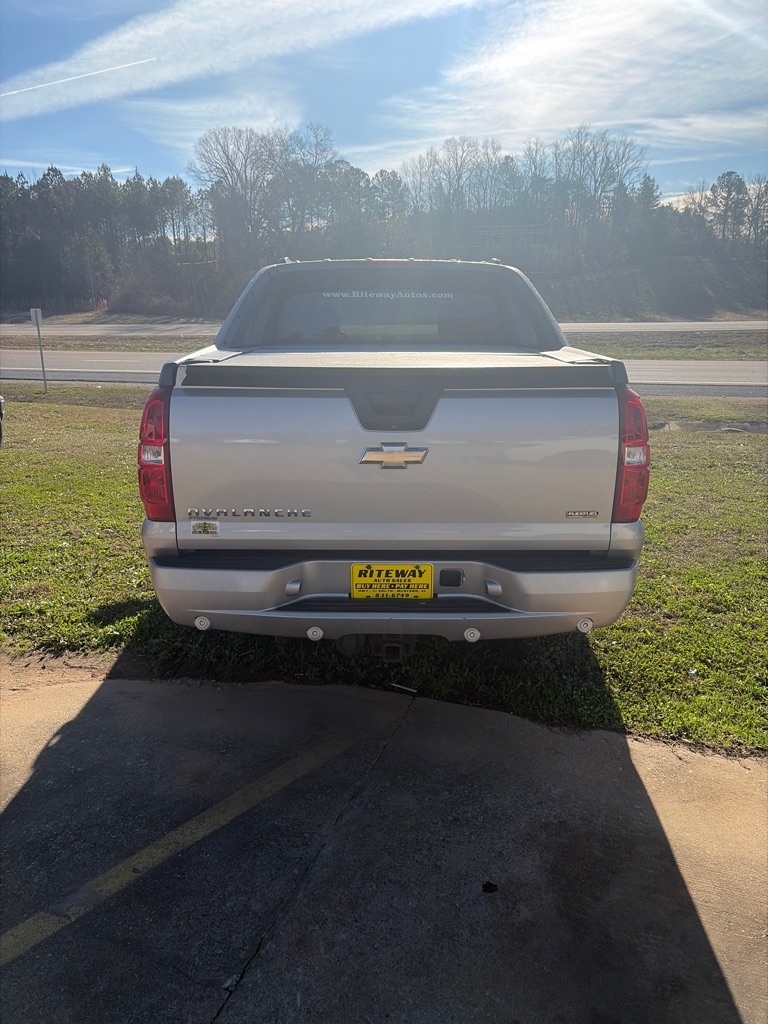 Chevrolet Avalanche LTZ 2WD 2009