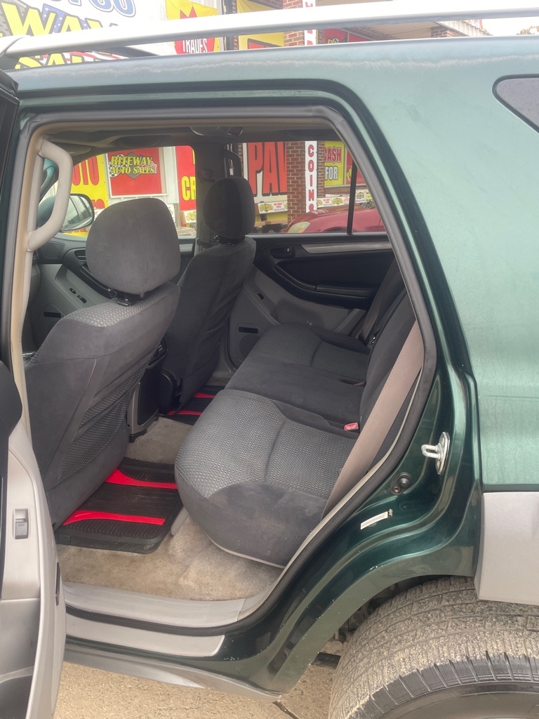 Toyota 4Runner SR5 2WD 2003