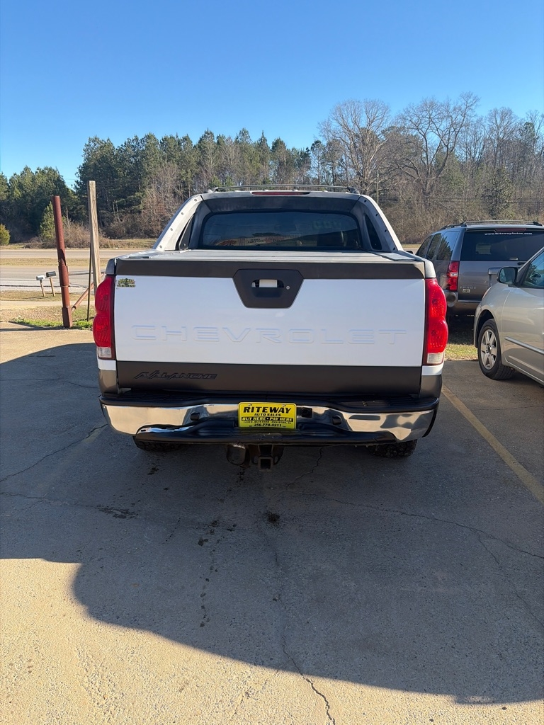 Chevrolet Avalanche 1500 4WD 2004