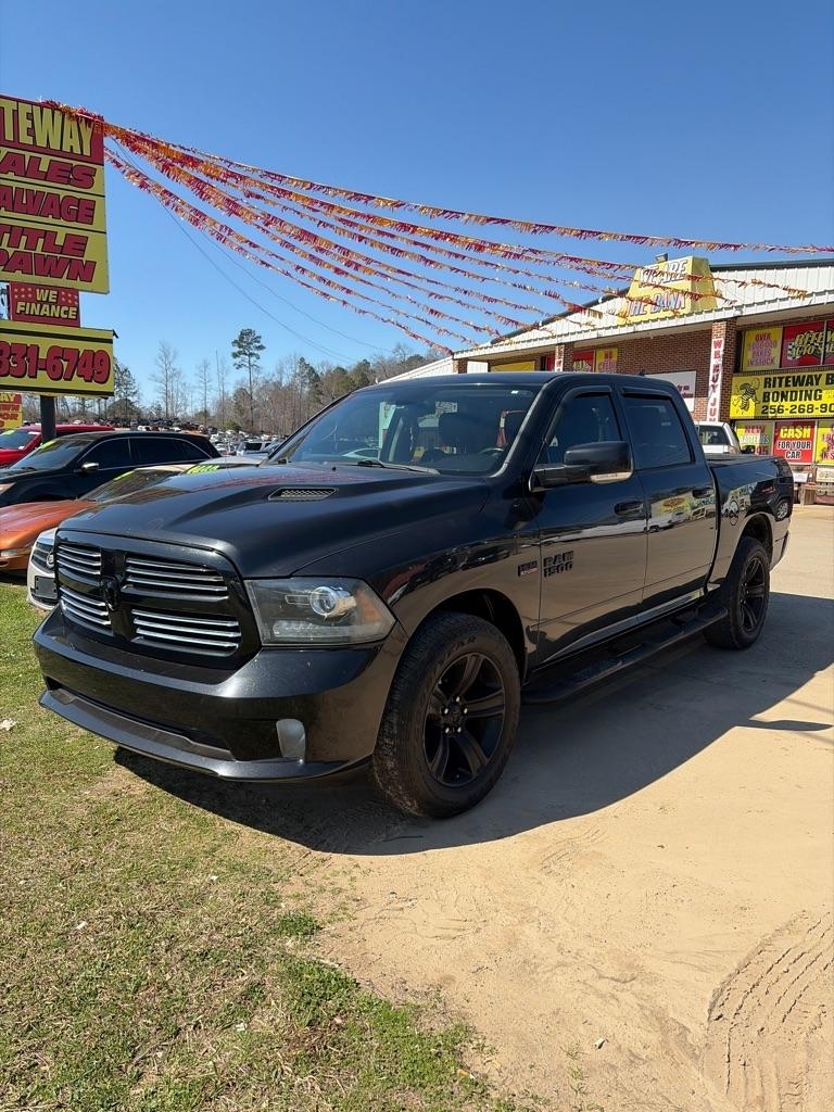 2015 RAM 1500 Sport Crew Cab SWB 4WD