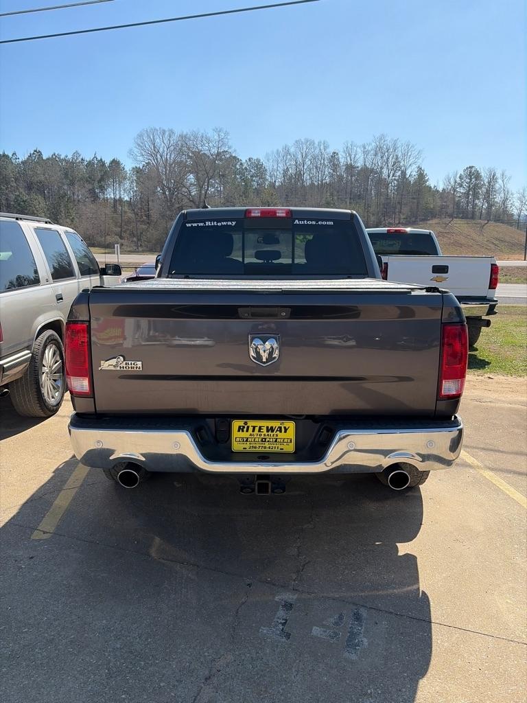 RAM 1500 SLT Crew Cab SWB 2WD 2015