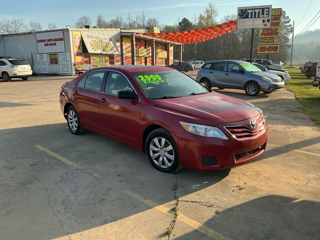 Toyota Camry Base 6-Spd AT 2011