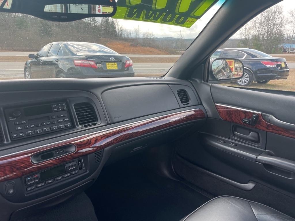 Mercury Grand Marquis LS 2001