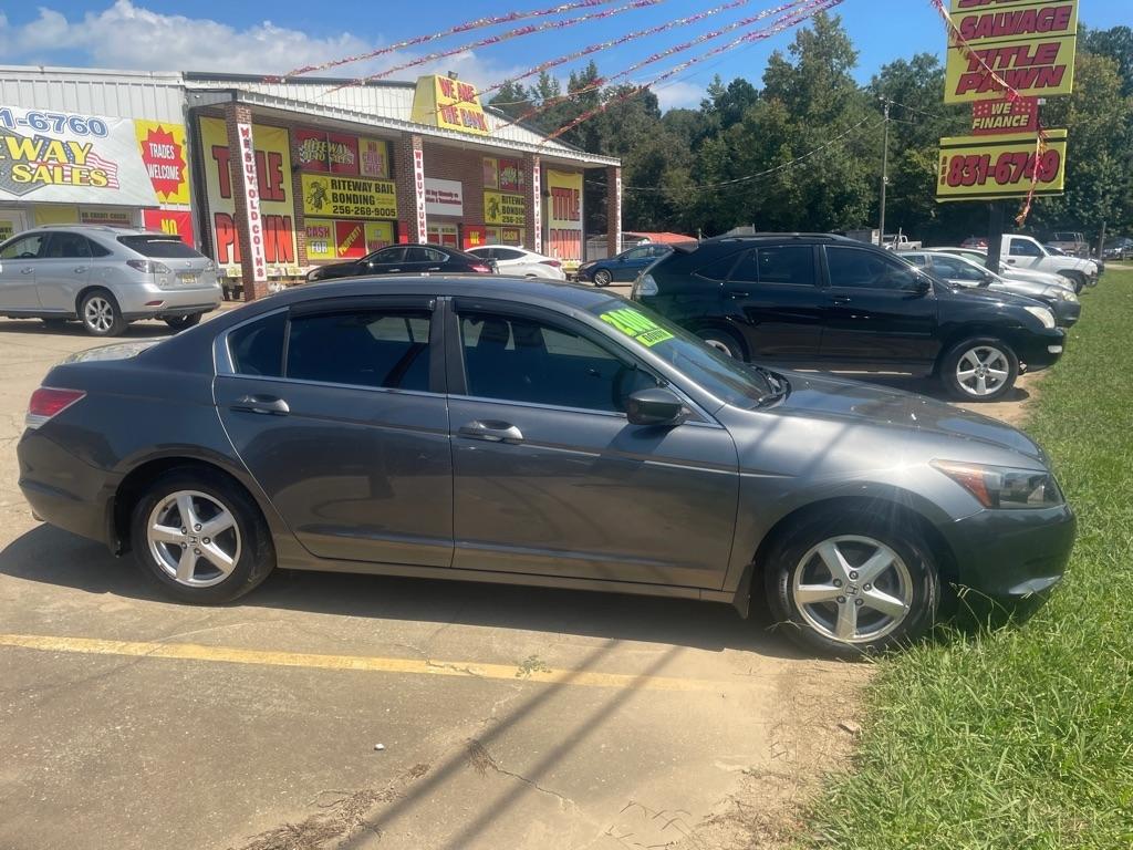 Honda Accord LX sedan AT 2010