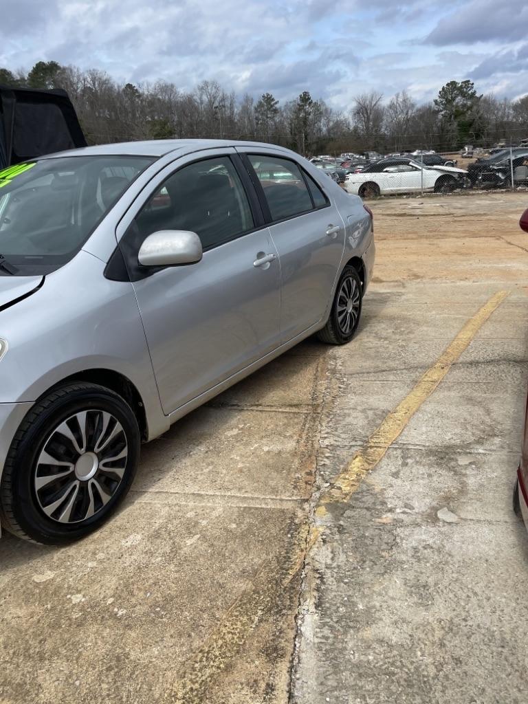 Toyota Yaris  2009
