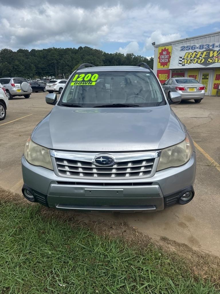 Subaru Forester 2.5X Limited 2012