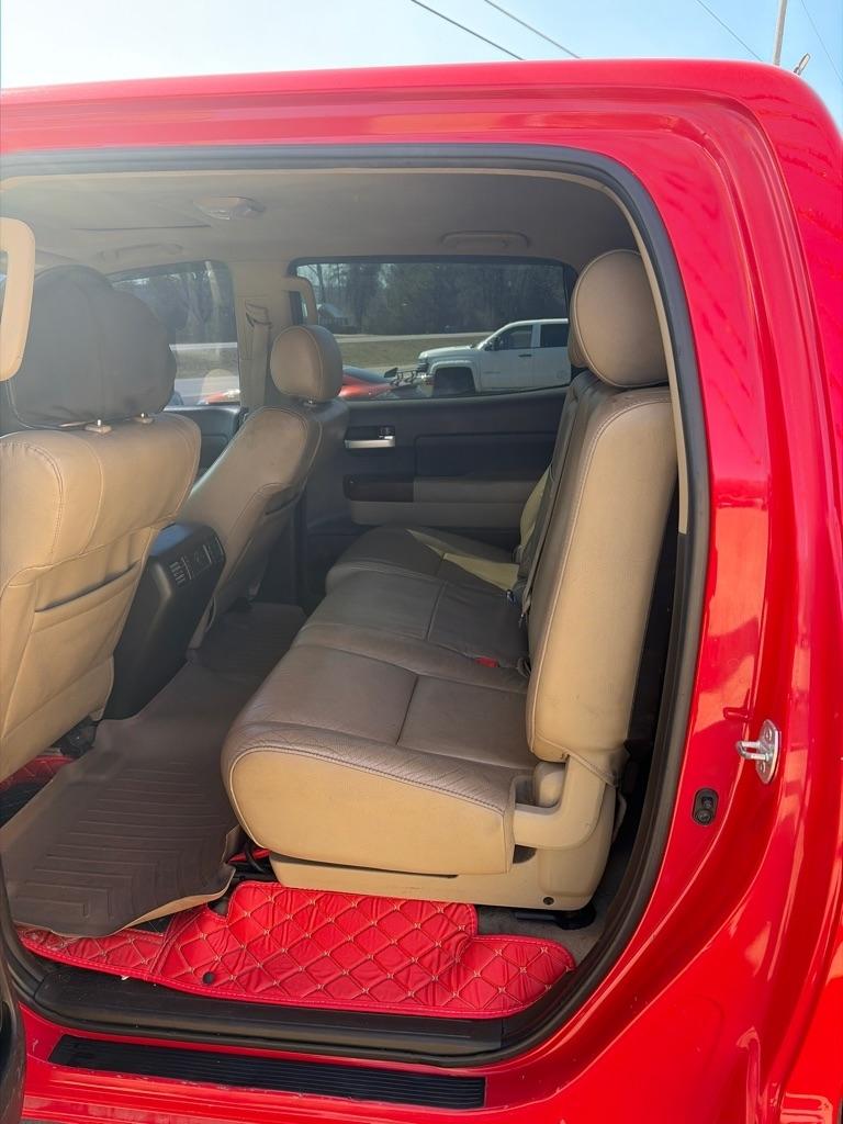 Toyota Tundra Limited 5.7L CrewMax 4WD 2011