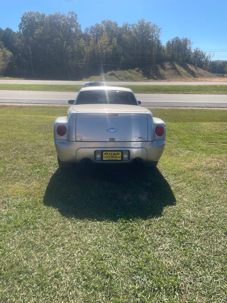 Chevrolet SSR  2004
