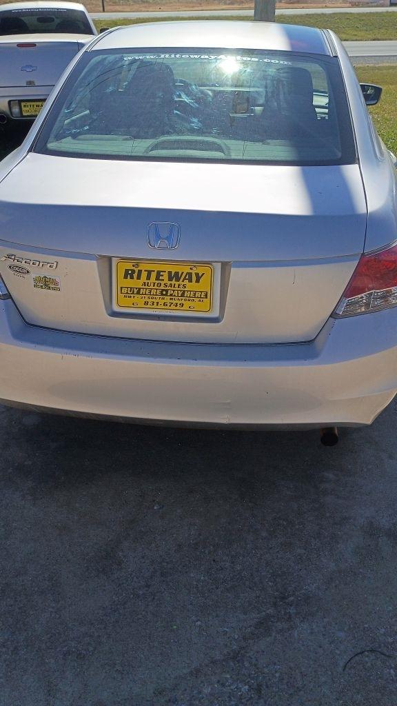 Honda Accord LX sedan AT 2010