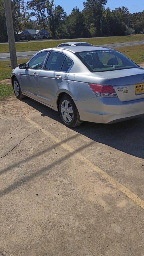 Honda Accord LX sedan AT 2010