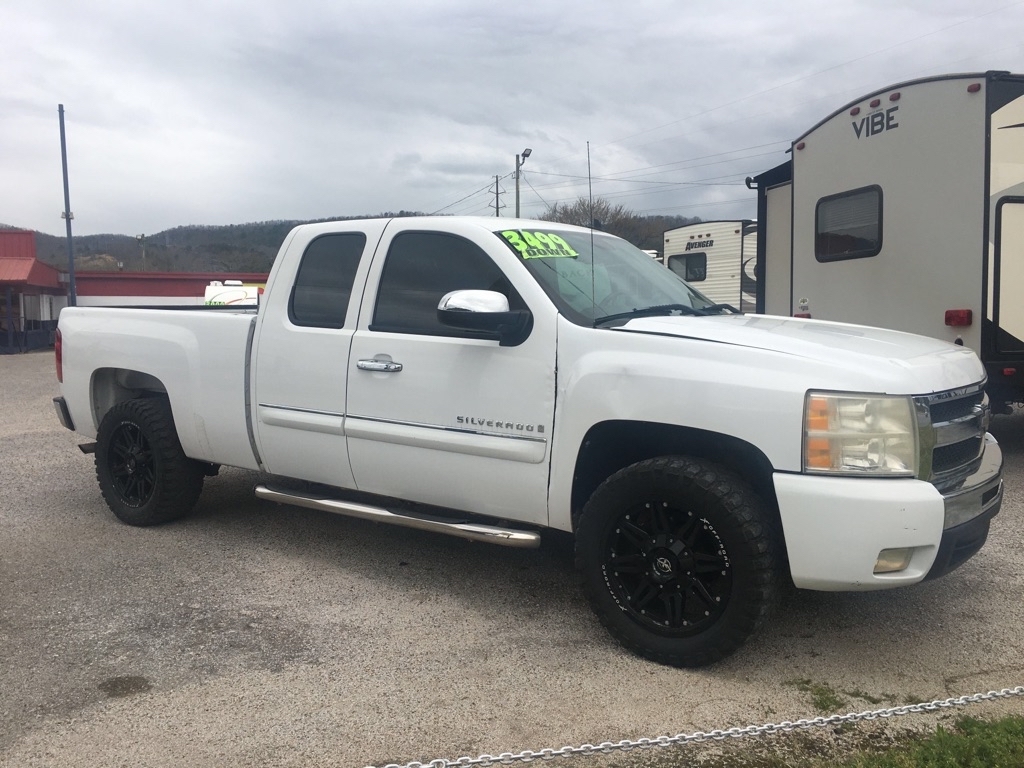 2009 Chevrolet Silverado 1500 LT1 Ext. Cab Std. Box 2WD