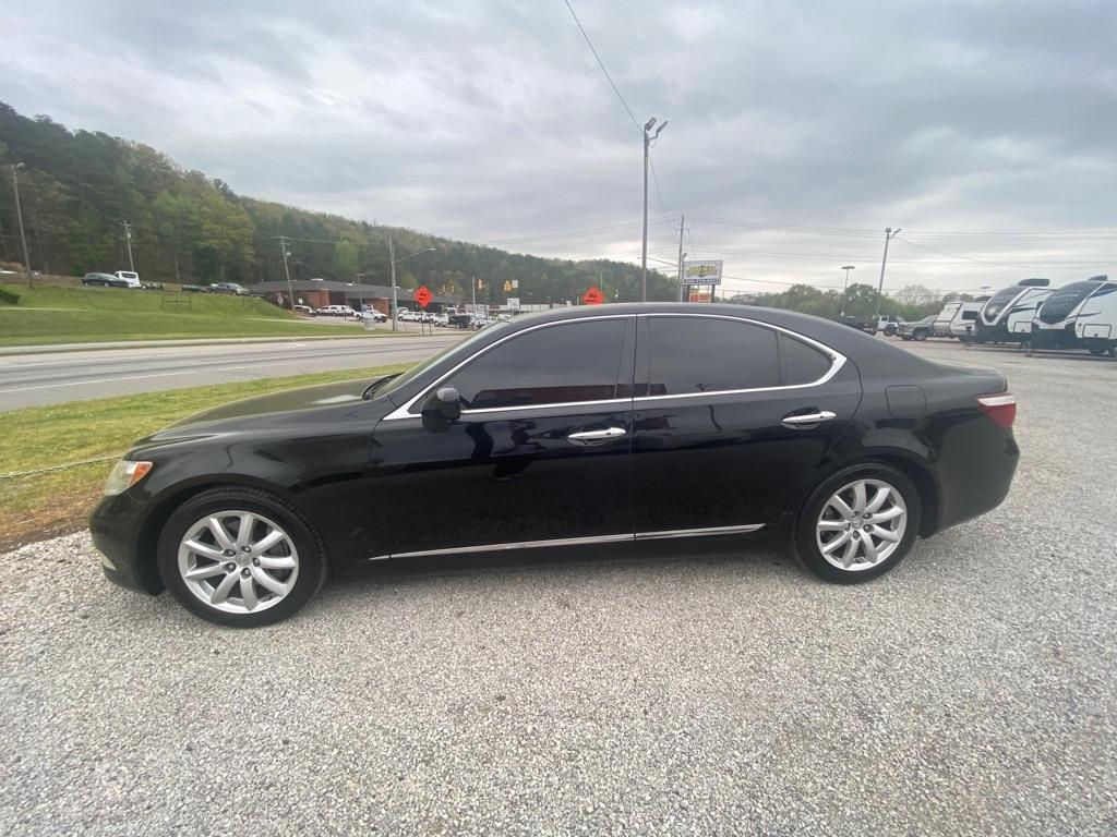 Lexus LS 460 Luxury Sedan 2007