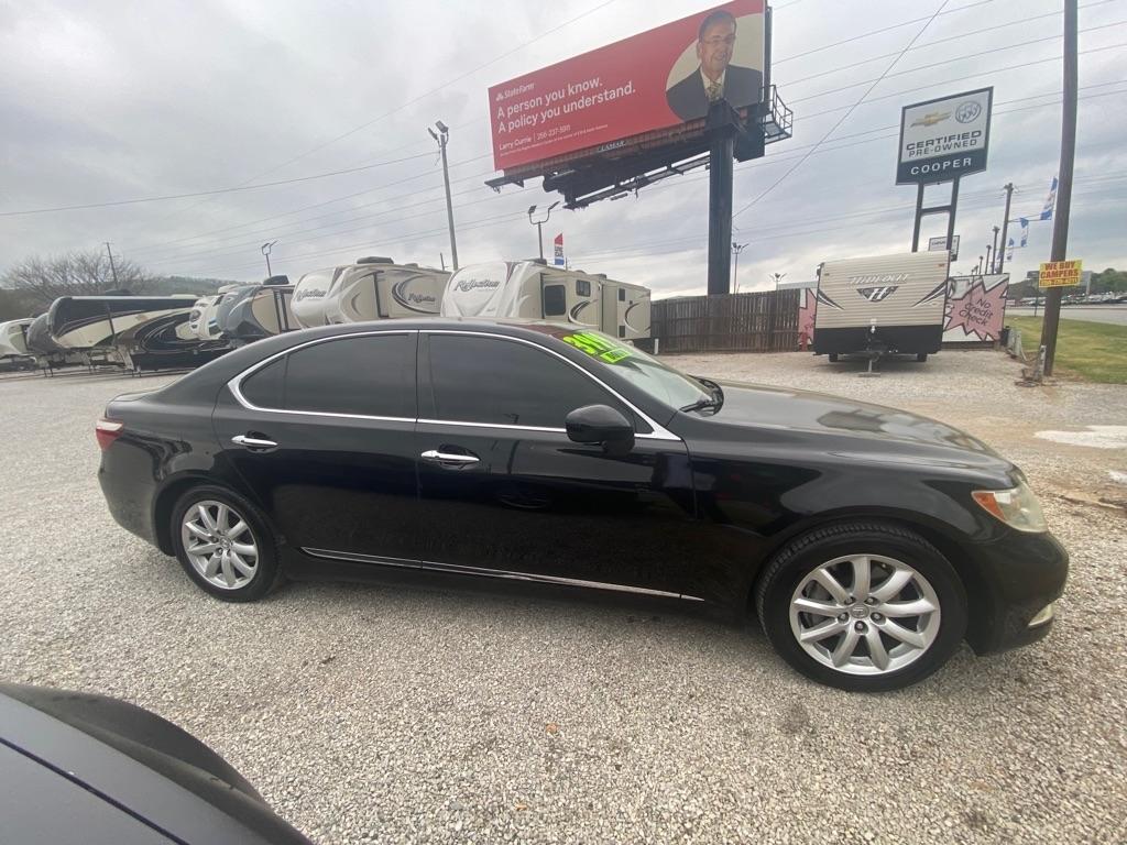 Lexus LS 460 Luxury Sedan 2007