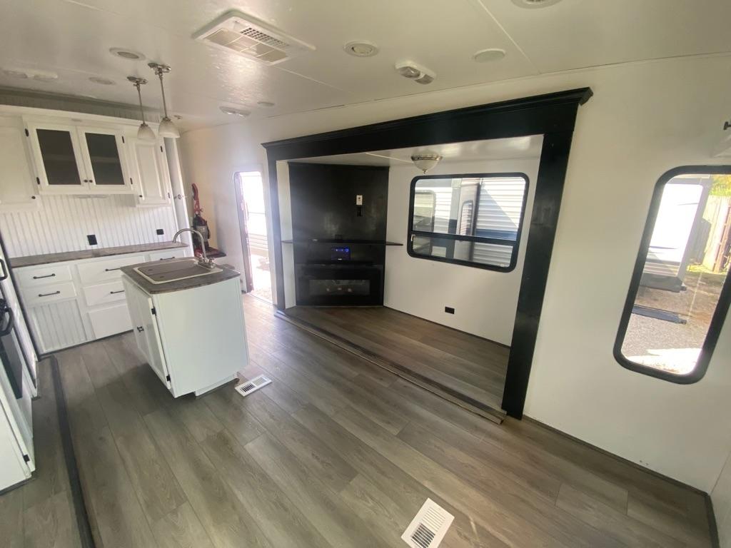 Forest River Chaparral Lite  2015