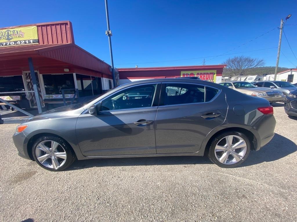 Acura ILX 5-Spd AT 2014