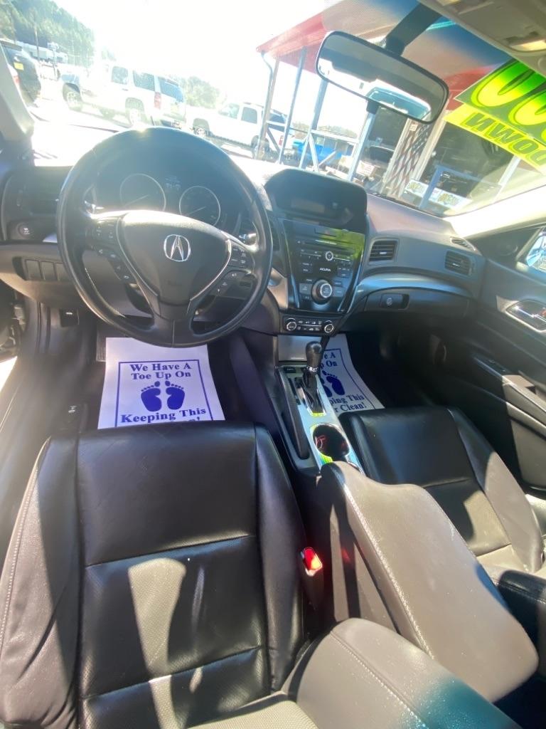 Acura ILX 5-Spd AT 2014