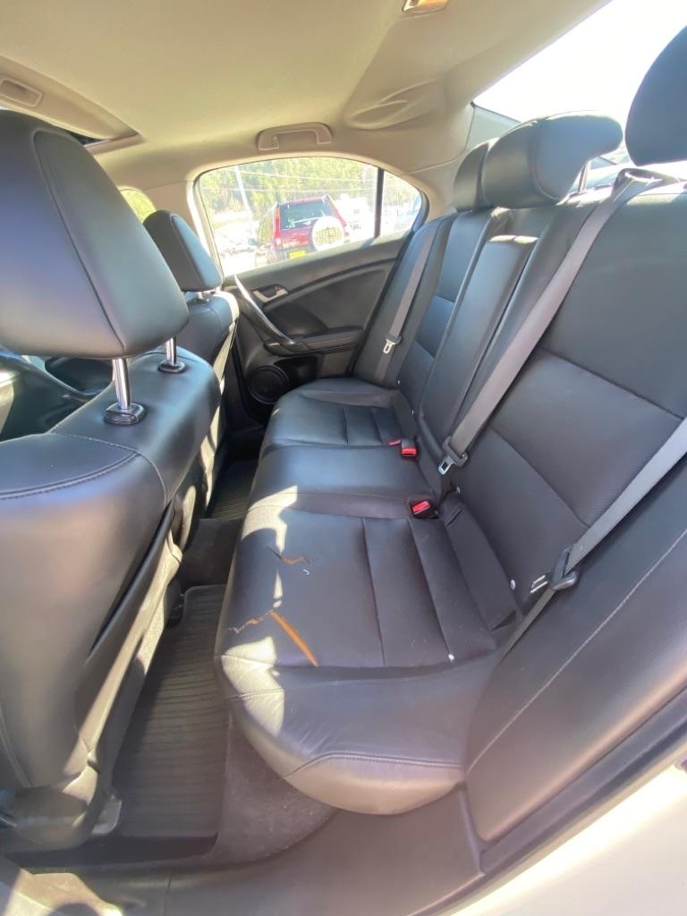 Acura TSX 5-speed AT 2010