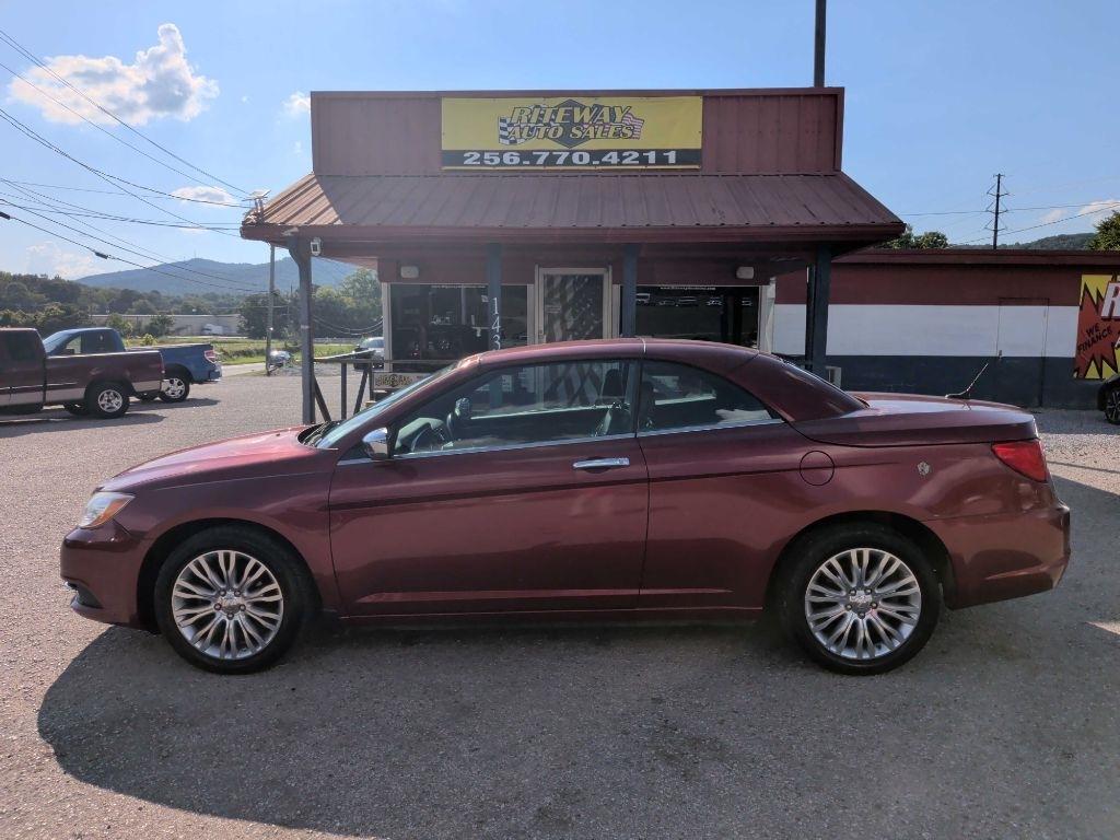 Chrysler 200 Limited Convertible 2011