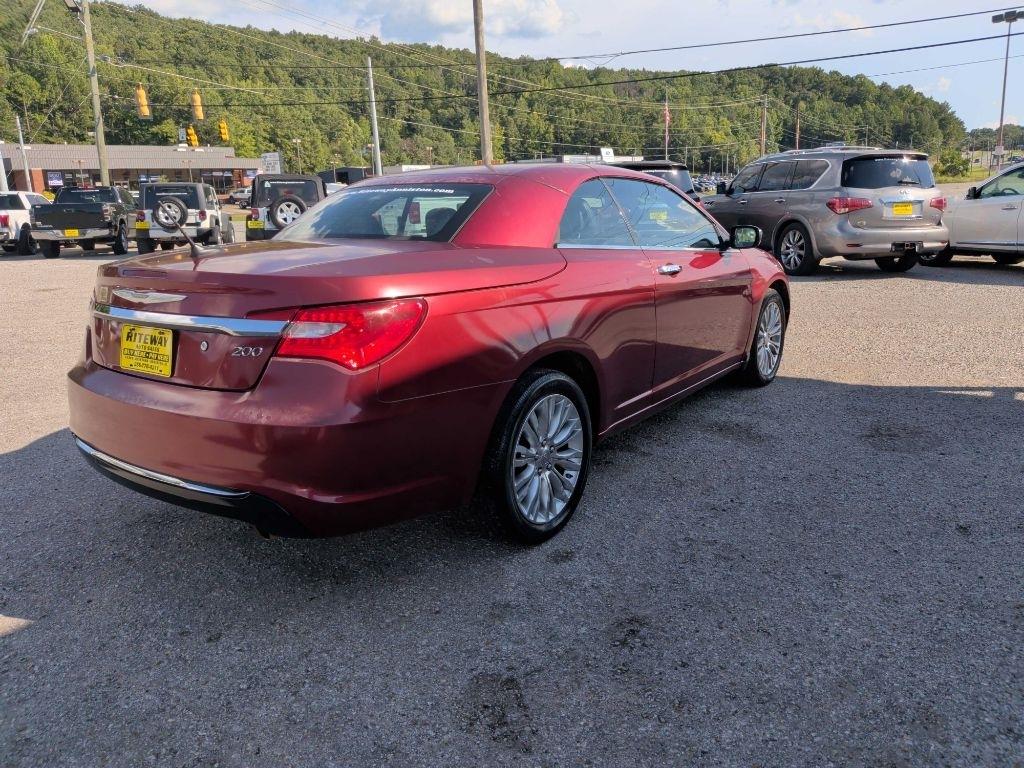 Chrysler 200 Limited Convertible 2011