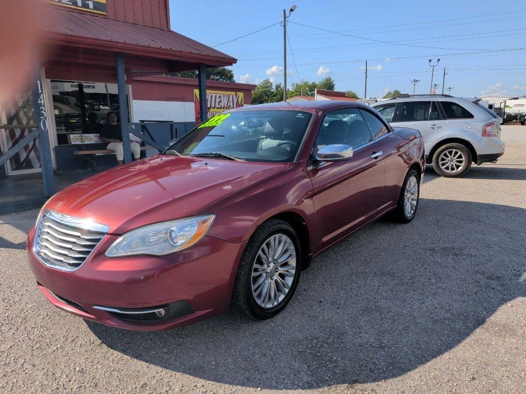 Chrysler 200 Limited Convertible 2011