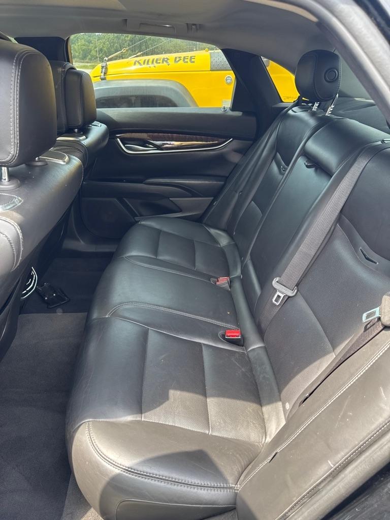 Cadillac XTS Premium 2013